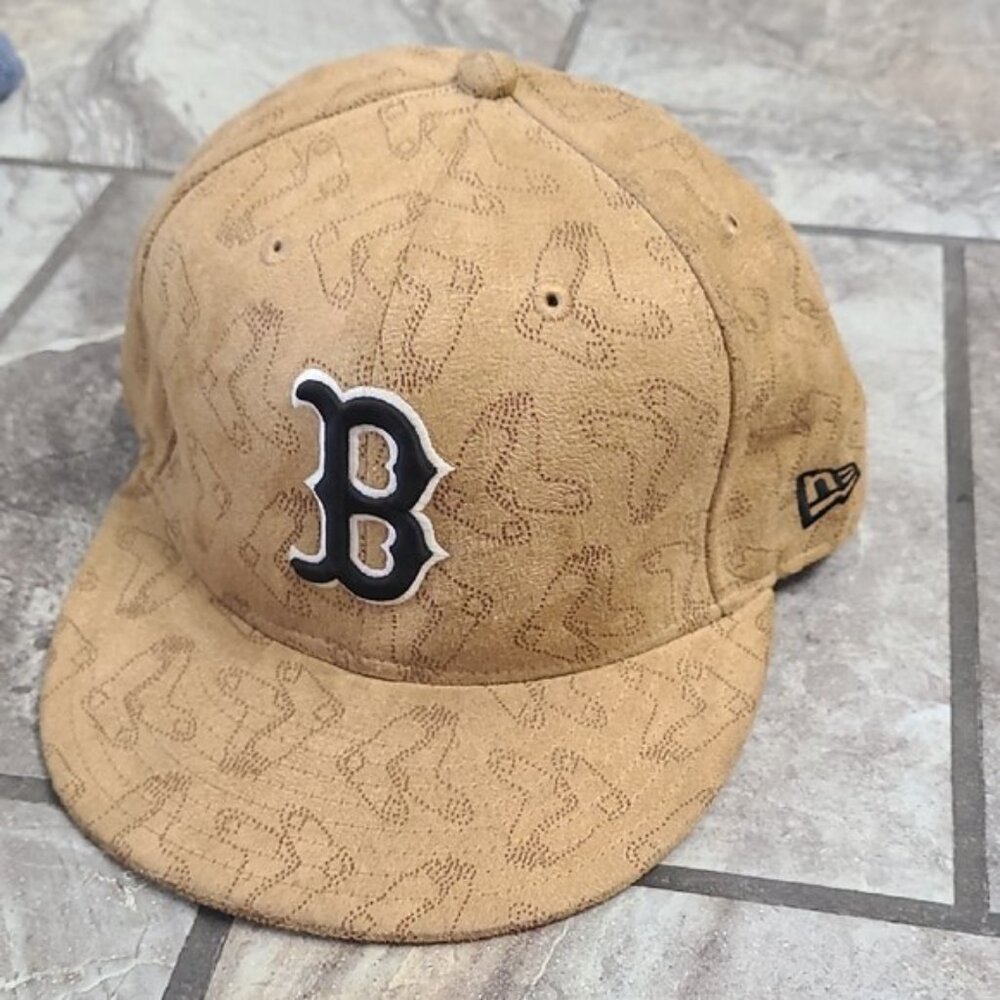 New Era Suede Wheat Boston Red Sox 7 3/8 Fitted